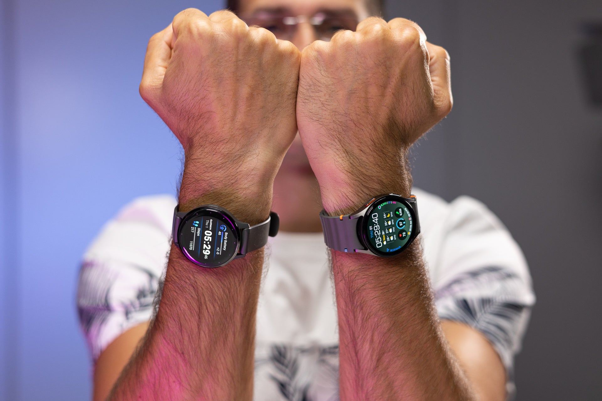 Both are comfortable, but the Garmin weighs next to nothing (Image by PhoneArena) - Garmin Venu 3 vs Samsung Galaxy Watch 7: Don't make a mistake!